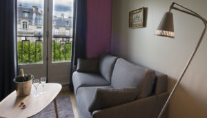 appartement 2 chambres salon coté champs élysées