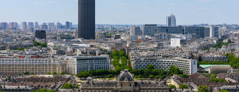 Panoramic view of Paris with the École Militaire in the foreground and Montparnasse Tower in the background
